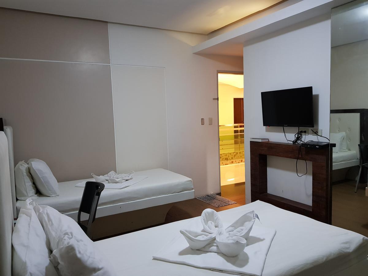 Hotel Giorgio General Santos City Dış mekan fotoğraf
